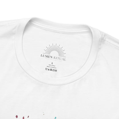 Colorful Feather Art Tee - Unisex Short Sleeve T-Shirt, Bohemian Top, Gift for Nature Lovers, Artisticwear, Casual Wear, Summer Tee