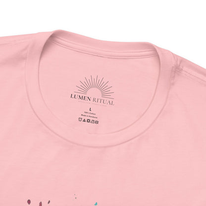 Colorful Feather Art Tee - Unisex Short Sleeve T-Shirt, Bohemian Top, Gift for Nature Lovers, Artisticwear, Casual Wear, Summer Tee